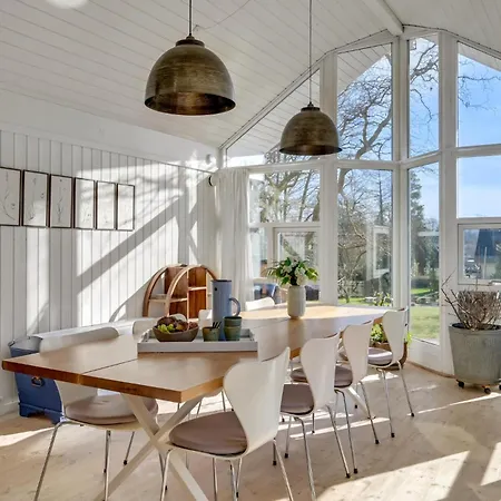 Cozy In With Wifi Holiday home